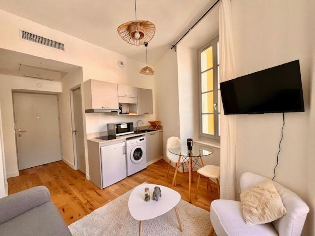 Moderne, Centre Apartment Nice